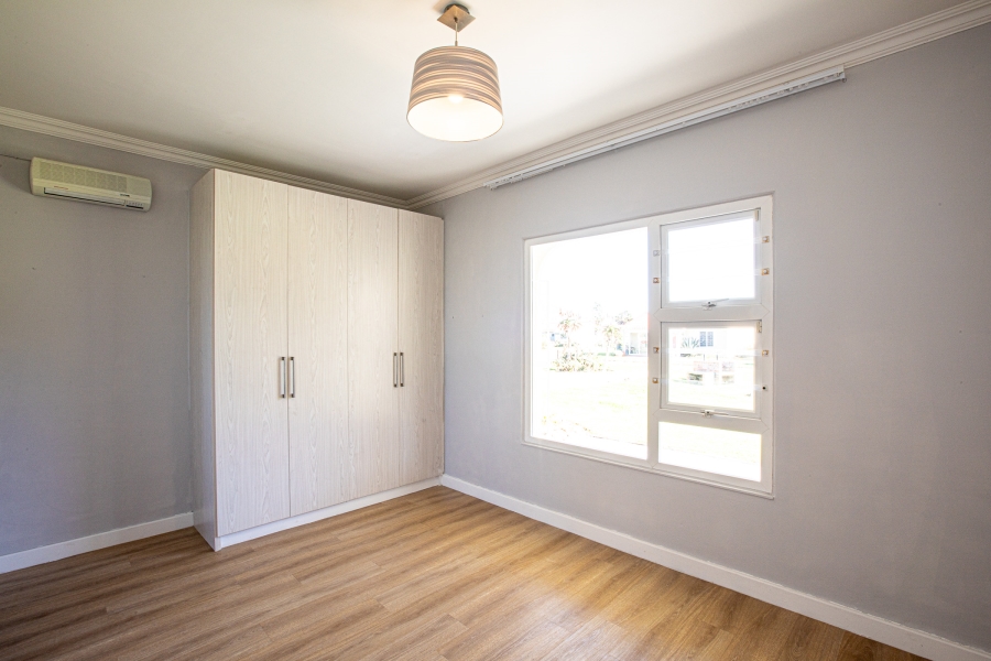 To Let 2 Bedroom Property for Rent in Fish Hoek Western Cape